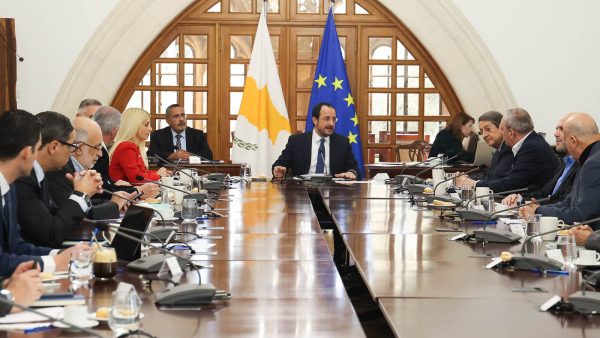 Brüksel temasları masada I Hristodulidis, Ulusal Konsey’i bilgilendirdi