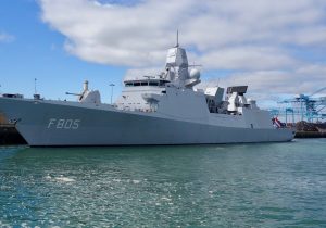 Kıbrıs’a askeri yığınak büyüyor: Hollanda da fırkateyn gönderiyor