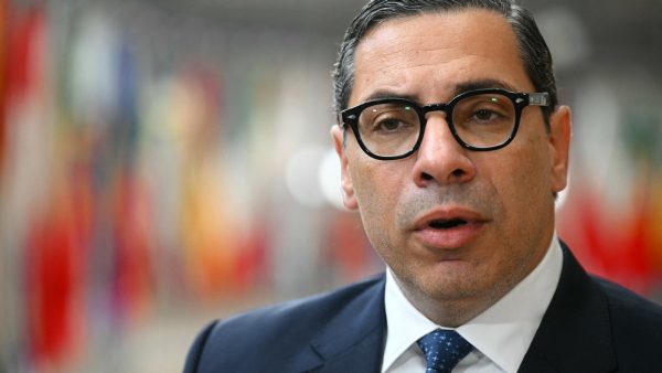 Kombos: “AB, Orta Doğu’daki varlığını güçlendirmeli“