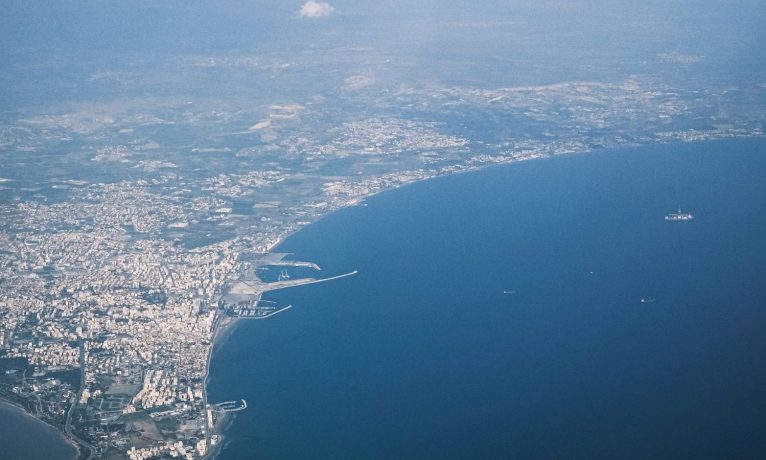 RAF Akrotiri çevresinde alarm: Okullar kapalı, bazı aileler tahliye edildi