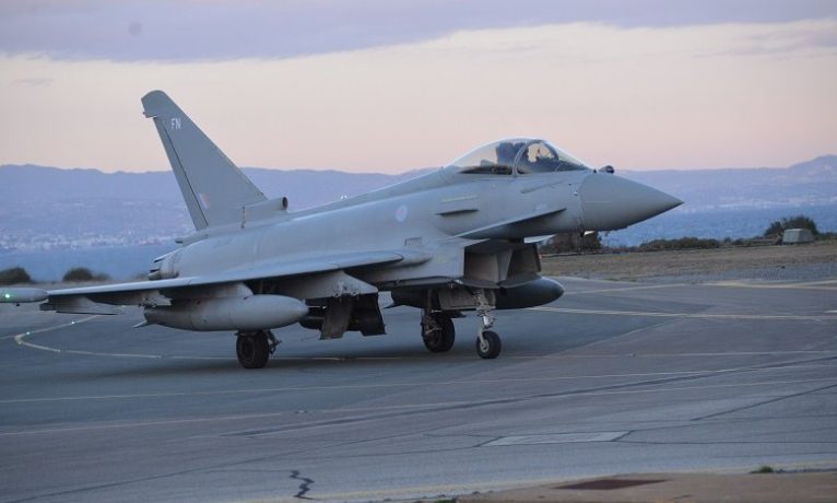 Akrotiri (Ağrotur) bölgesinde okullar bugün de kapalı