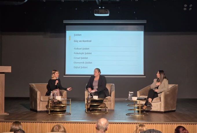 Dijital alanda kadına yönelik şiddet masaya yatırıldı