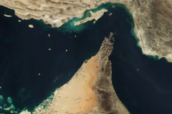 Üç Çin gemisi Hürmüz’ü geçti, Pekin’den minnettarız mesajı