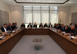 Toplumsal itiraz yok sayıldı, hayat pahalılığını kesen 11 yasa, komiteden geçirildi