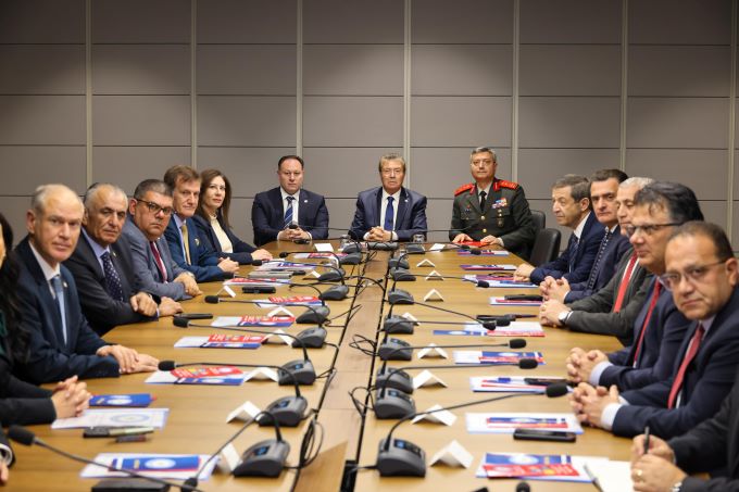 Meclis’te savaş gündemiyle bilgilendirme toplantısı yapıldı