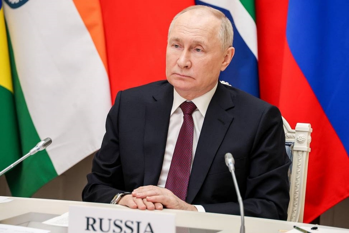 Putin’den İran’ın yeni liderine “sarsılmaz destek” mesajı