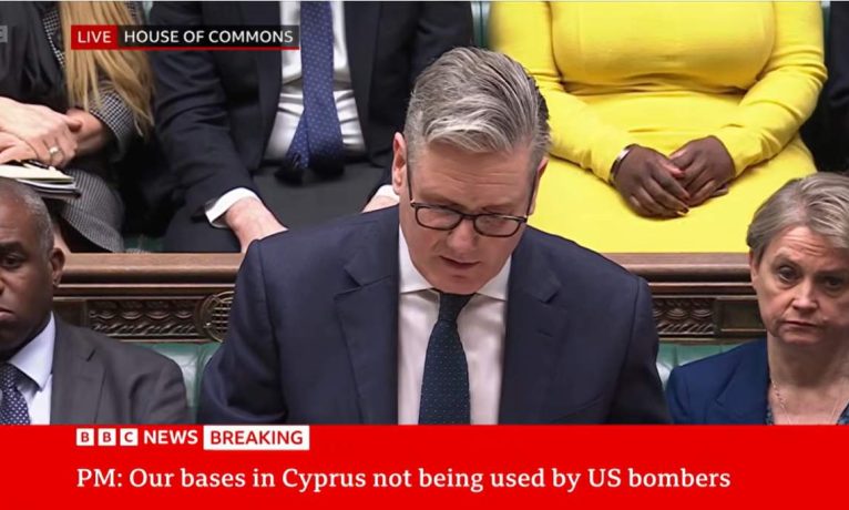 Keir Starmer: “İngiliz üsleri ABD bombardıman uçakları tarafından kullanılmıyor”
