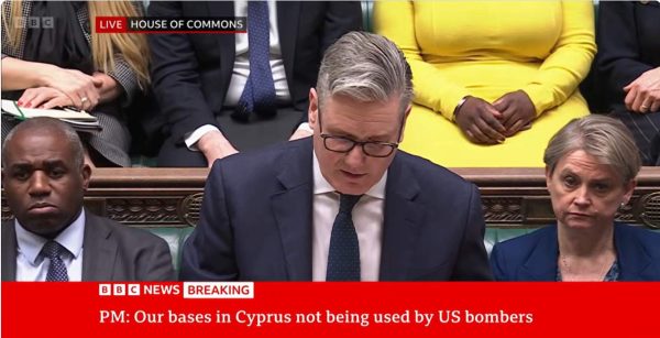 Keir Starmer: “İngiliz üsleri ABD bombardıman uçakları tarafından kullanılmıyor”
