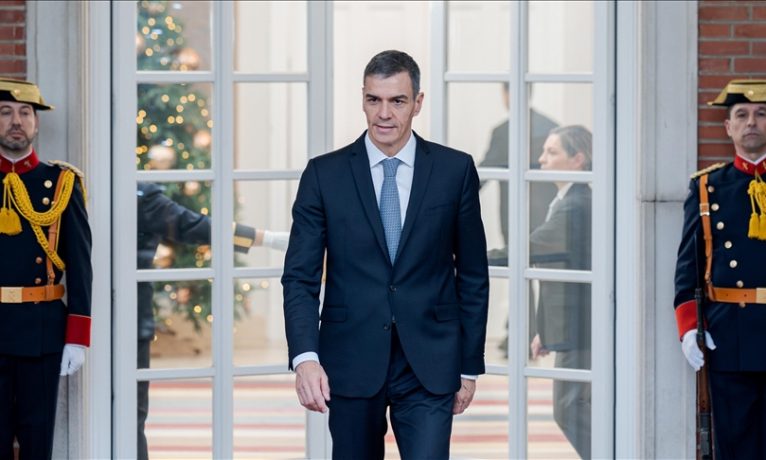 İspanya Başbakanı Sanchez, Trump’a cevap verdi: SAVAŞA HAYIR!