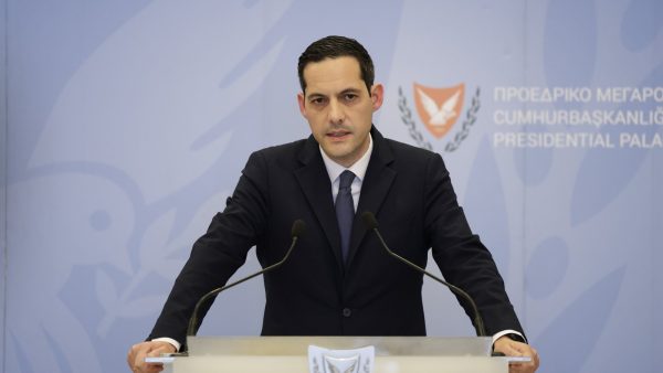Hükümet Sözcüsü Letymbiotis: “Kıbrıs’ta Avrupa askeri varlığı önleyici tedbir”