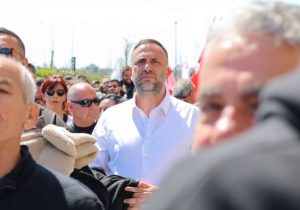 Çeler’den hükümete ağır sözler: “Demokrasi rafa kaldırıldı”