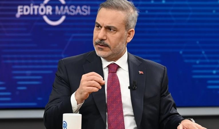 Hakan Fidan: “Kıbrıs üzerinden Türkiye’yi çevreliyorlar; İsrail Türkiye’yi yeni düşman ilan etme arayışında”