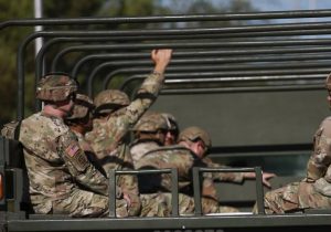 ABD’de zorunlu askerlik altyapısı genişliyor: Otomatik kayıt dönemi