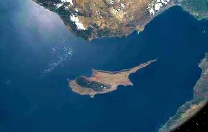 Kıbrıs için “İsviçre modeli” çağrısı: Federal yapı ve tarafsızlık birlikte düşünülmeli