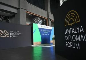 Antalya’da diplomasi zirvesi başladı: İran savaşı masada