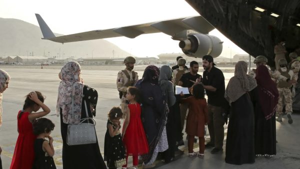Donald Trump yönetiminden tartışmalı plan: 400’ü çocuk Afganlar Kongo’ya gönderilebilir