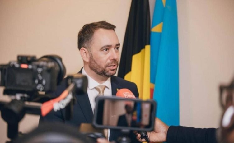 Belçika Dışişleri Bakanı Beyrut’ta saldırıdan son anda kurtuldu: “Yanıbaşımıza füze düştü”