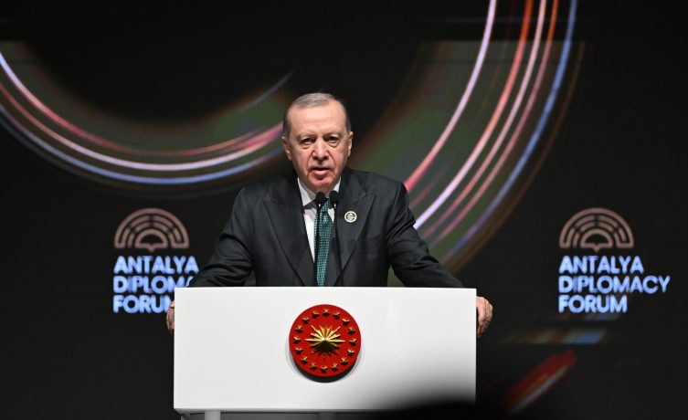 Erdoğan: “Kıbrıs’ta iki devlet gerçeği dünyaya kanıtlandı”