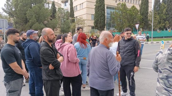 Şap krizi I Hayvancılar Lefkoşa girişini kapattı!