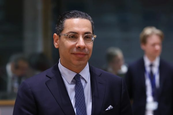 Kombos’tan Fidan’a sert yanıt: “Anti-İslam ittifakı yok, gerçek işgal görmezden geliniyor”