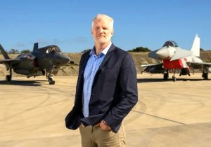 İngiltere’den net mesaj I “Üsler tartışmaya kapalı”: İngiltere Kıbrıs’ta geri adım atmıyor!