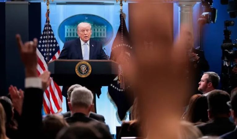 Trump: “İran bir gecede yok edilebilir”