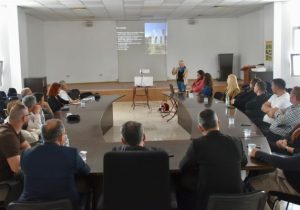 Babutsa koşnili ile mücadele eğitimi düzenlendi