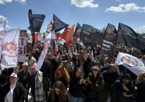 “CTP istifa, hükümet tumba” çağrısı