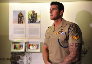 Avustralya’nın “kahraman askeri” savaş suçlarından tutuklandı