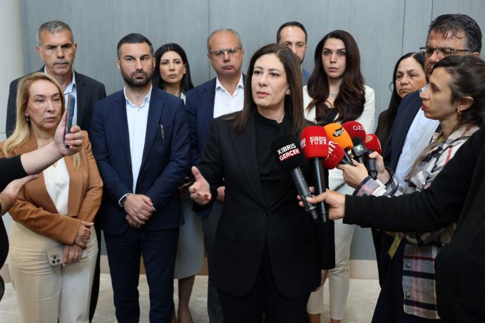 İncirli: “Belirsizlik büyüyor, sorumlusu hükümet”