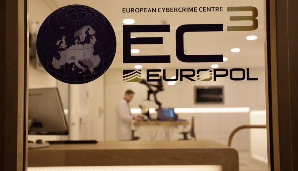 Gazeteci Drousiotis’in “Santi” dosyası Europol’e gidiyor