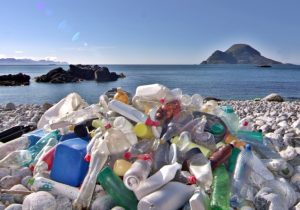 Kıbrıs, AB’de plastik şişe kullanımında zirveye yakın