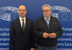 Mehmet Dânâ Brüksel’de temaslarda bulundu