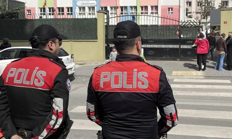 Türkiye İçişleri’nden 81 ilde okul güvenliği talimatı; en az 2 polis görevlendirilecek