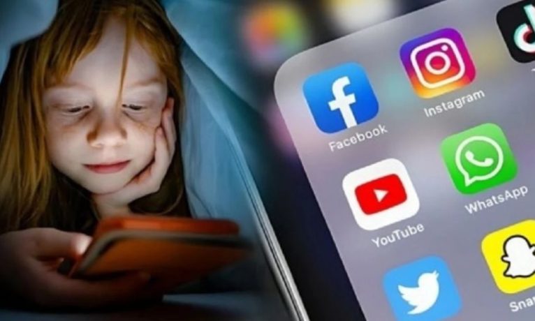 Kıbrıs’tan sosyal medyaya yaş sınırı: 15 yaş altına yasak