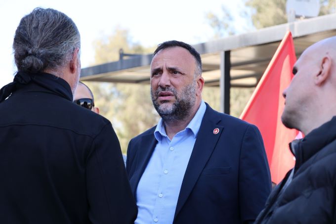 Çeler: “Bu yapı halkla güvenlik güçlerini karşı karşıya getirmekten bile çekinmiyor”