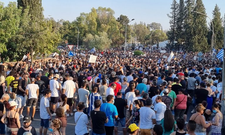 Güney Kıbrıs’ın nüfusu 1 milyona yaklaştı