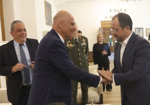 Hristodulidis Atina’da Dendias ile görüşecek