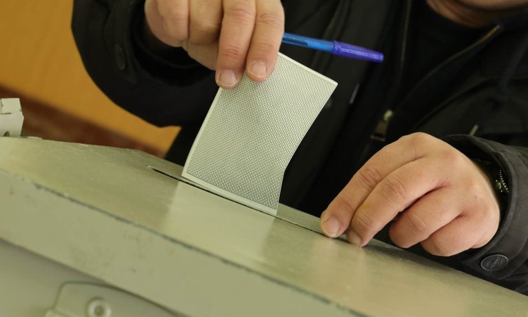 Güneyde seçim kampanyası bitti: Sandıklar yarın açılıyor