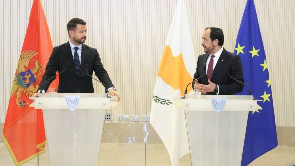 Hristodulidis ile Karadağ Cumhurbaşkanı görüştü: “2028’e kadar AB’nin 28’inci üyesi olacak”