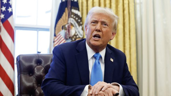 Trump İran’ın yanıtını reddetti, petrol 104 doları aştı