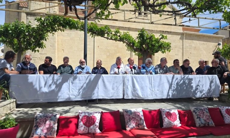 İsrailli yatırımcının Trozena projesine muhtardan savunma