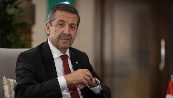 Ertuğruloğlu’ndan Hristodulidis’e: “Çözüm planı söylemi algı operasyonu”