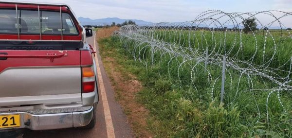 Ara bölgeden dört kişiyi geçirdiği iddiasıyla tutuklandı