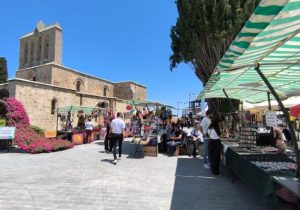 21. Kıbrıs İpek Koza Festivali Bellapais’te başladı