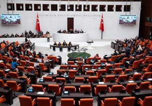 Türkiye’de varlık barışı düzenlemesi Meclis’te: Muhalefetten ‘gri liste’ uyarısı
