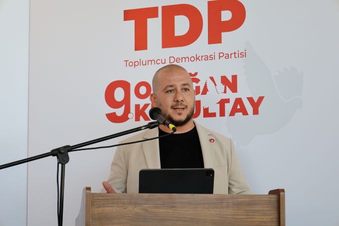 Redif Ekinci: “Bu ülkenin gençleri yeni bir sistem kuracak”