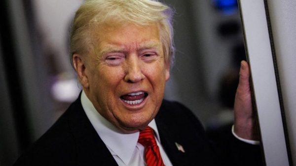 Trump İran’la anlaşma için iyimser: Hürmüz Boğazı’nda gemileri kurtarma operasyonu başlıyor