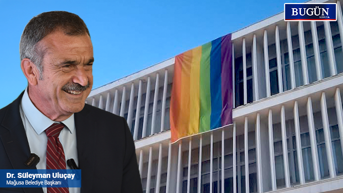 Mağusa Belediyesi’ne pride bayrağı asıldı | “Nefretin değil dayanışmanın yanında durmaya devam edeceğiz”