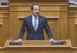 Hristodulidis’ten Atina’da mesajlar: “İki devletli çözüm düşünce olarak bile yok”